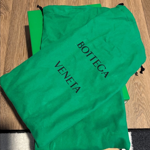 Bottega Veneta Black ‘The Rubber Lido’ Heeled Sandals - Picture 7 of 10